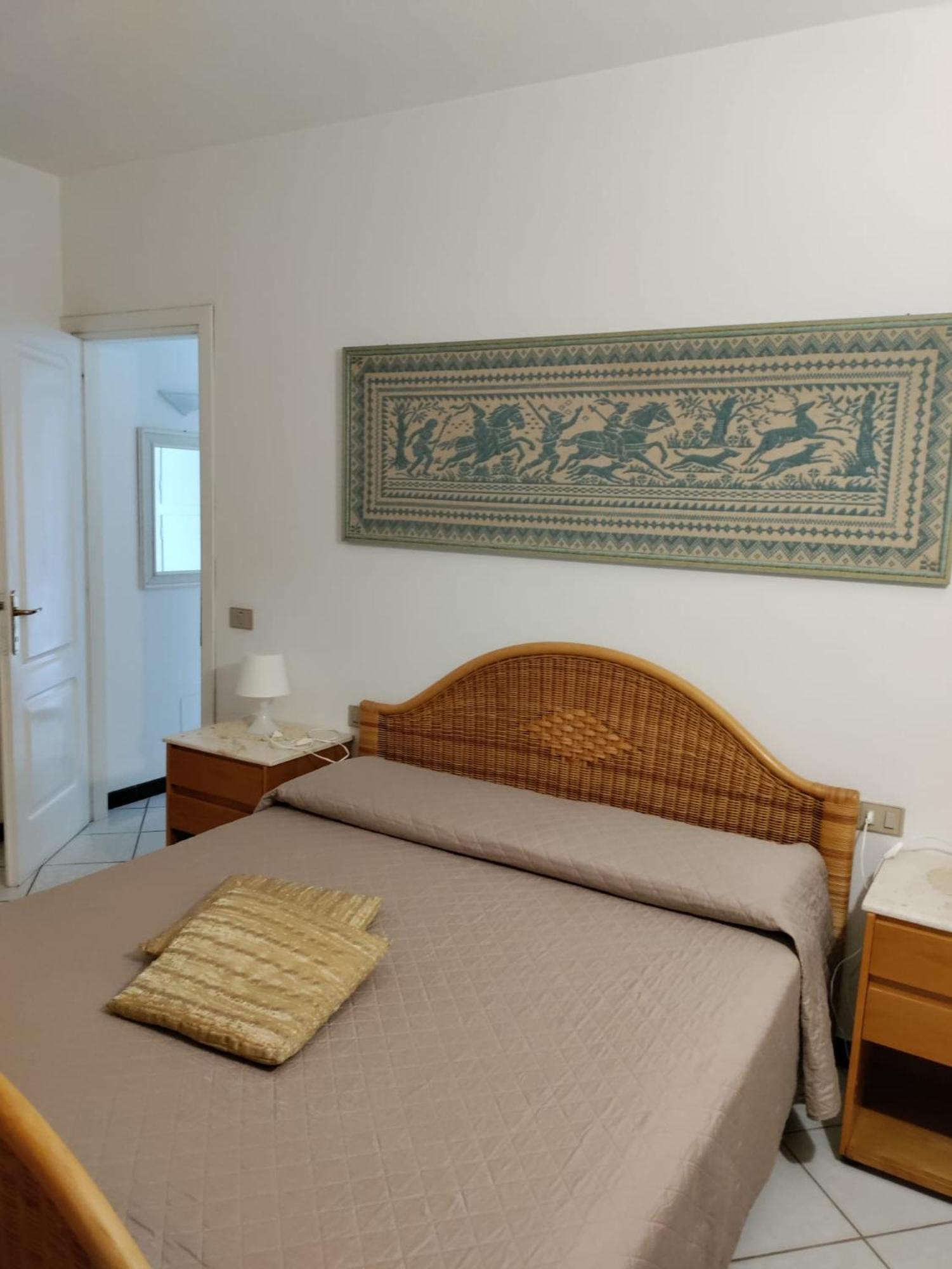 Le Canne Apt 1 San Teodoro  Buitenkant foto
